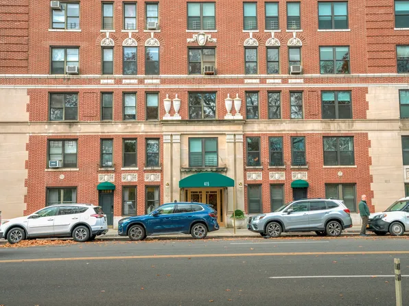 415 Central Park West image 11 of 11