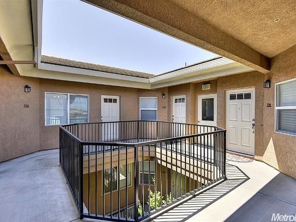 2nd image of 300 Moon Cir Unit 336