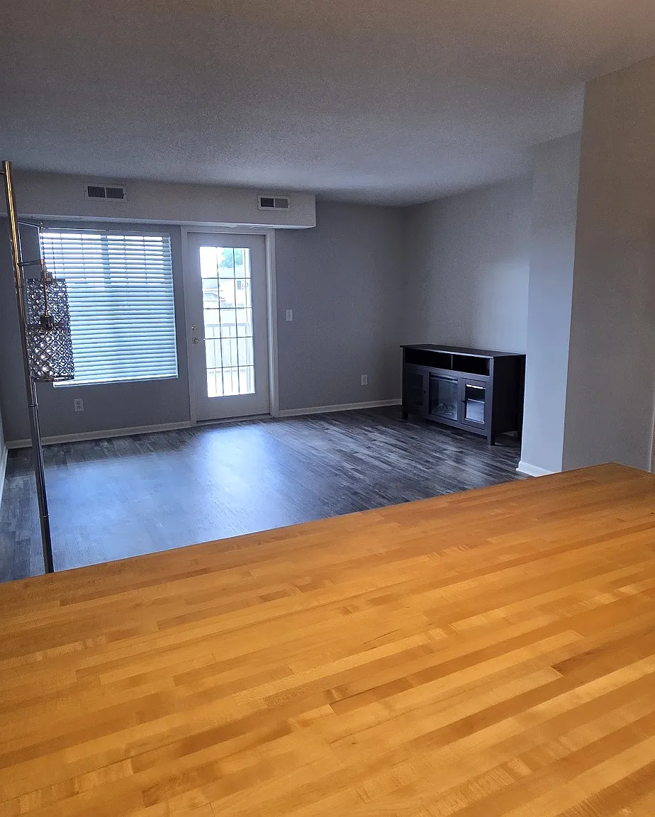 861 37th Avenue Northwest - 1 — Photo 1