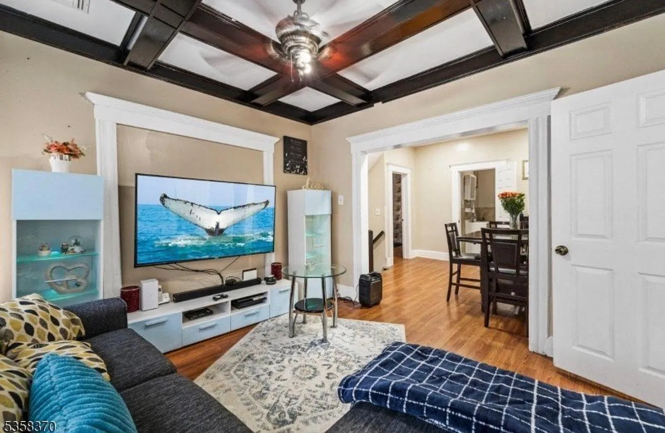 5 bed, $4,000 — Photo 3