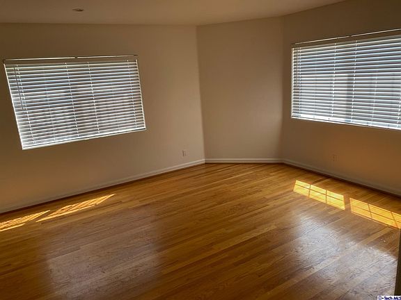 2nd image of 6846 Shoshone Ave