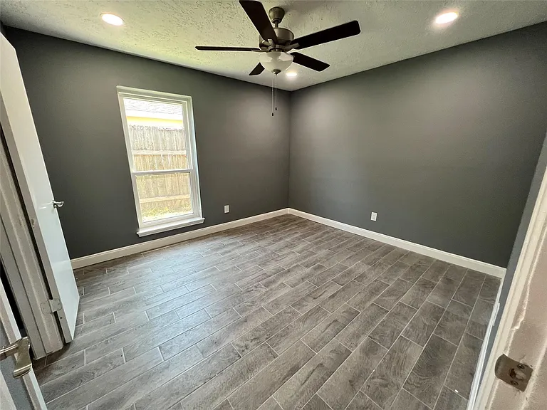 3802 Mountain Rose Ln — Photo 4