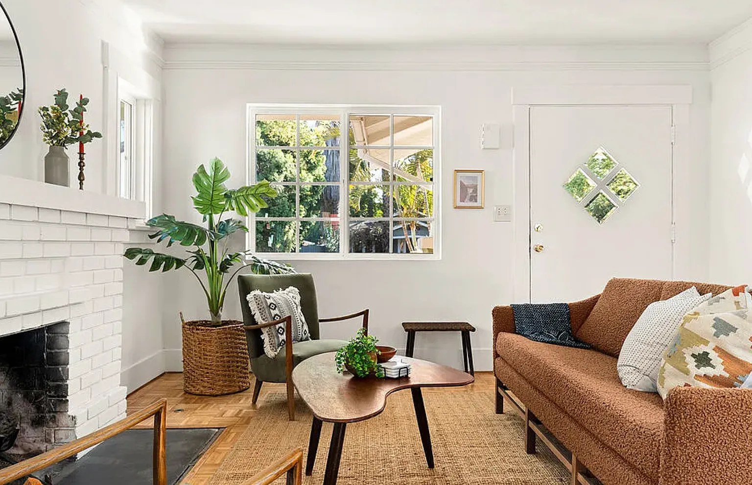 2 bed, 1110 sqft, $5,100 — Photo 4