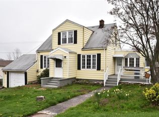 19 Mona Ave, Branford, CT 06405