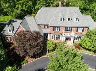 1123 Bella Vista Dr, Saint Louis, MO 63131