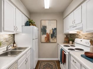 Lincoya Bay Apartments and Townhomes, Nashville, TN 37214