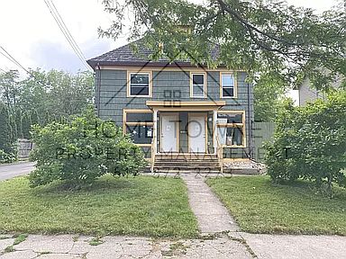 2nd image of 823 N Capitol Ave #823