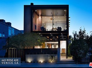 665 Rose Ave, Venice, CA 90291