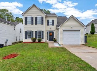 11131 Pointer Ridge Dr, Charlotte, NC 28214