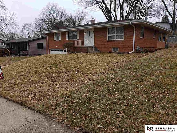 2nd image of 9505 Bedford Ave