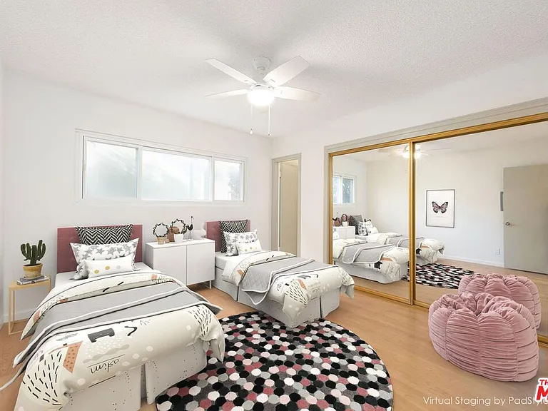 8335 W Manchester Ave #B — Photo 4