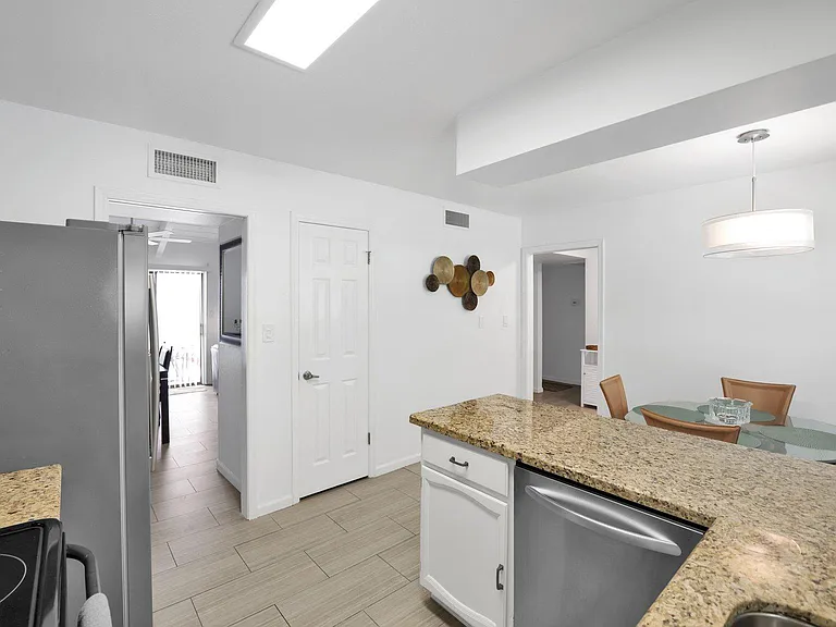 6349 N 78th St #97 — Photo 17