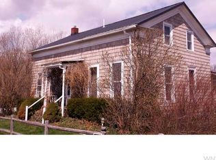 13559 Albion Eagle Harbor Rd, Albion, NY 14411