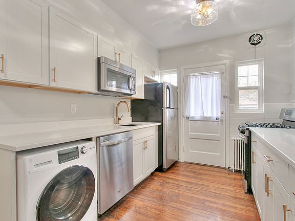 2nd image of 1355 Cryer Ave APT 1