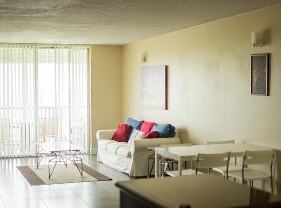 5th image of 3300 W Rolling Hills Cir APT 709