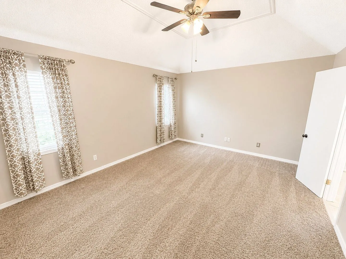 Greenacres Subdivision! — Photo 4