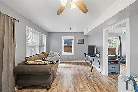 609 Sealy St #2 — Photo 7