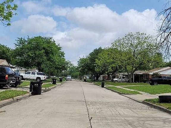 4th image of 3446 Caracas Dr