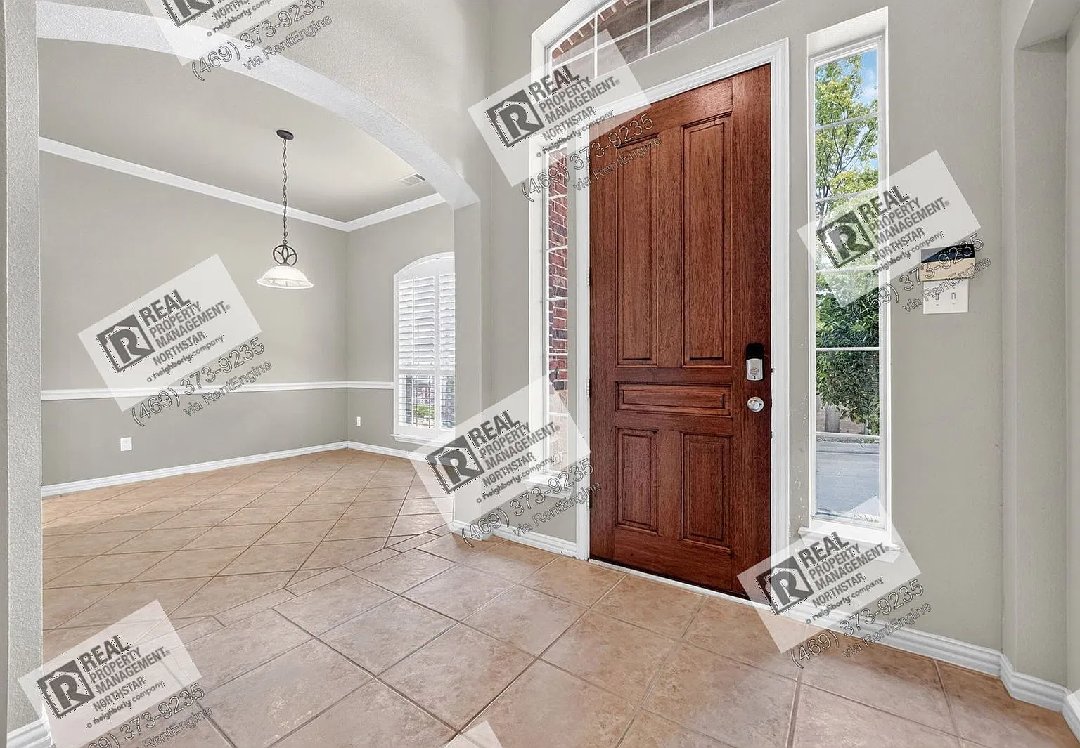 3 bed, 3.0 bath, 3051 sqft, $2,995 — Photo 3