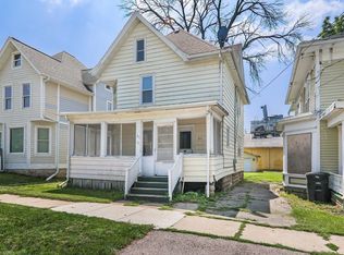 211 E Jefferson St, Stoughton, WI 53589