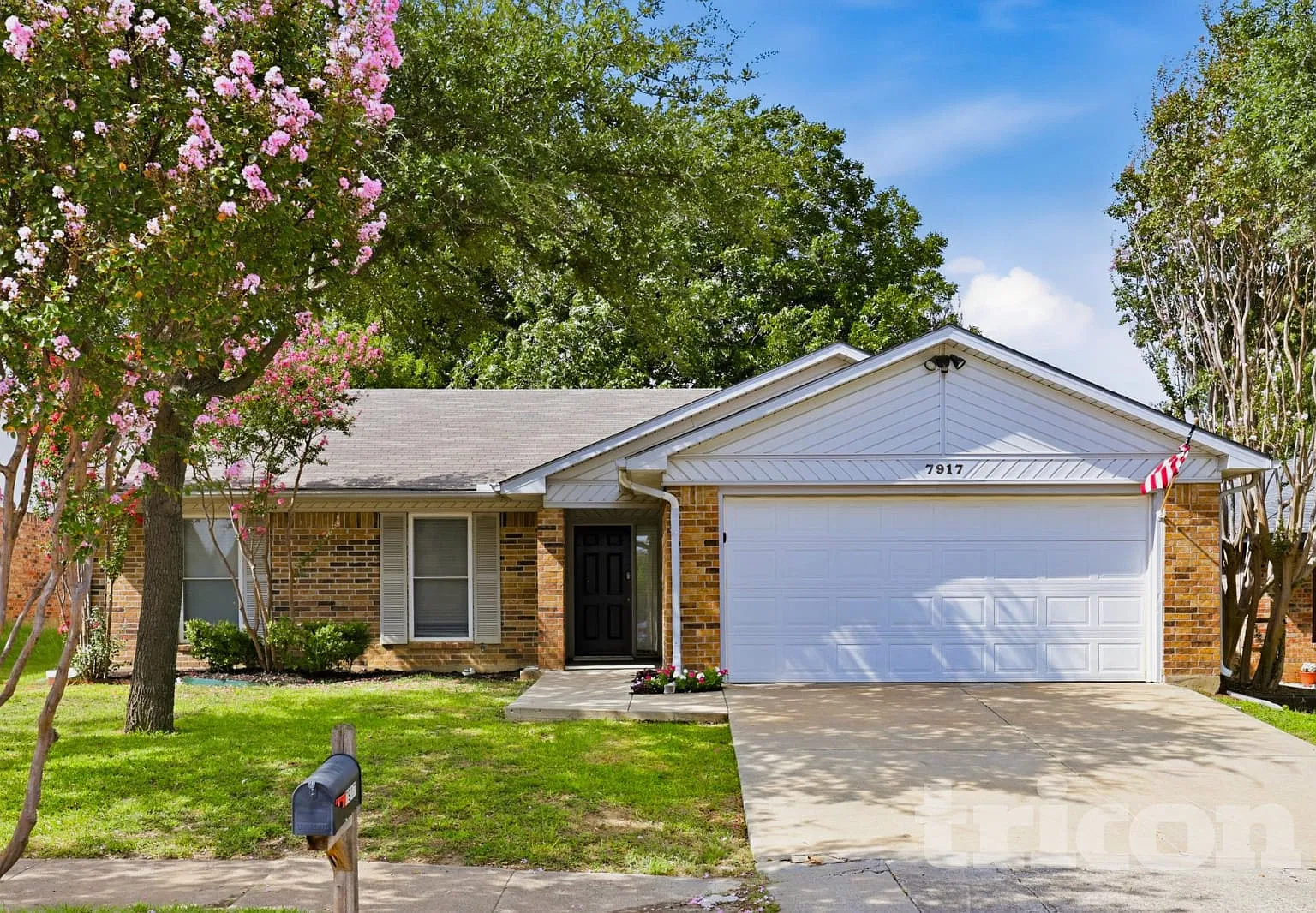7917 Katie Lane Watauga TX — Photo 1
