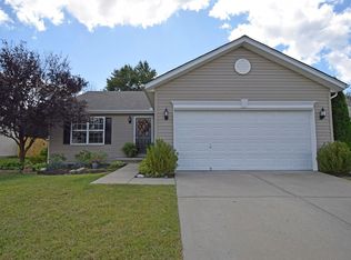 21 S Ridge Dr, Amelia, OH 45102