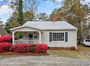 226 Pinecrest Dr, Fayetteville, NC 28305