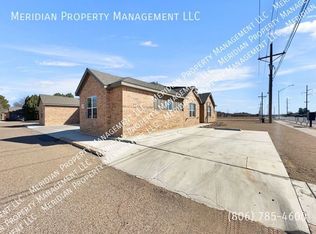 6724 4th St #C, Lubbock, TX 79416