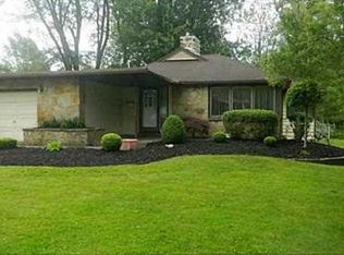 18 Woodlee Rd, Buffalo, NY 14221