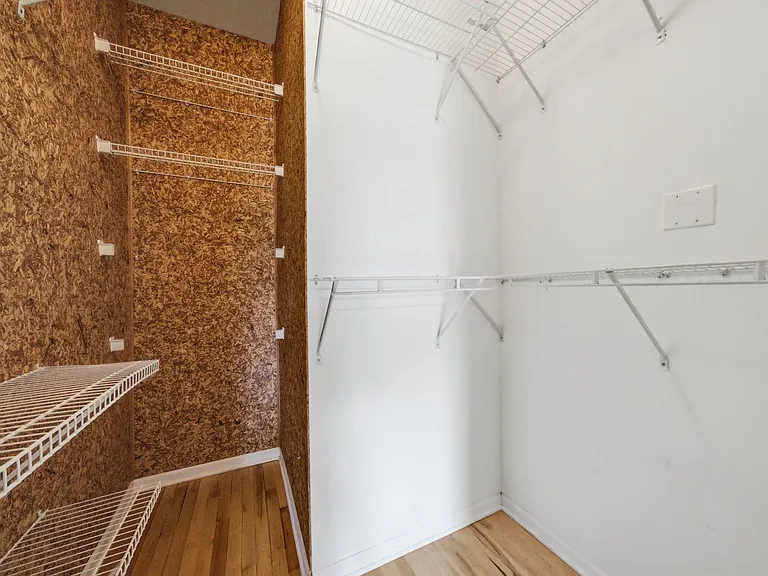 2647 W Haddon Ave #2 — Photo 16