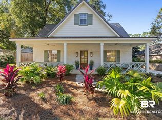 208 Pecan Ave, Fairhope, AL 36532