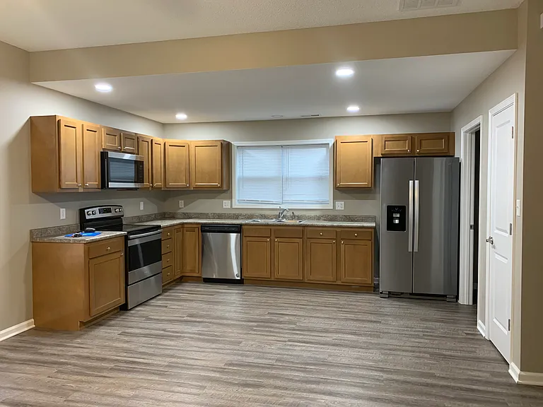 6708 Old Trail Rd #102 — Photo 8