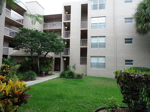2nd image of 9470 Tangerine Pl APT 204