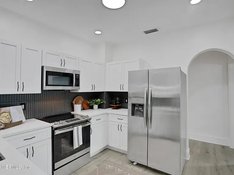 4725 French St — Photo 34