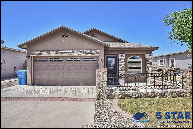 3 bed, 2.0 bath, 1112 sqft, $1,550 — Photo 2