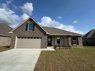 102 Claystone Rd, Youngsville, LA 70592