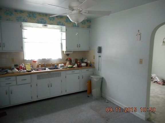 4th image of 1404 S Burlington Dr