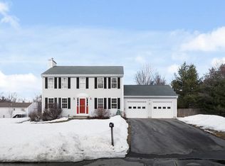 7 Noyes Ln, Merrimac, MA 01860