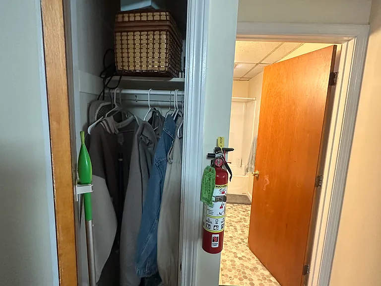 324 Main St #13 — Photo 8