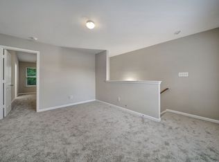 5402 Wyalong Dr, Charlotte, NC 28227