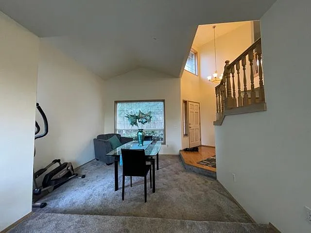 16427 SE 39th Pl — Photo 5
