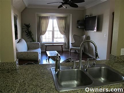 3rd image of 422 E Evelyn Ave APT 204
