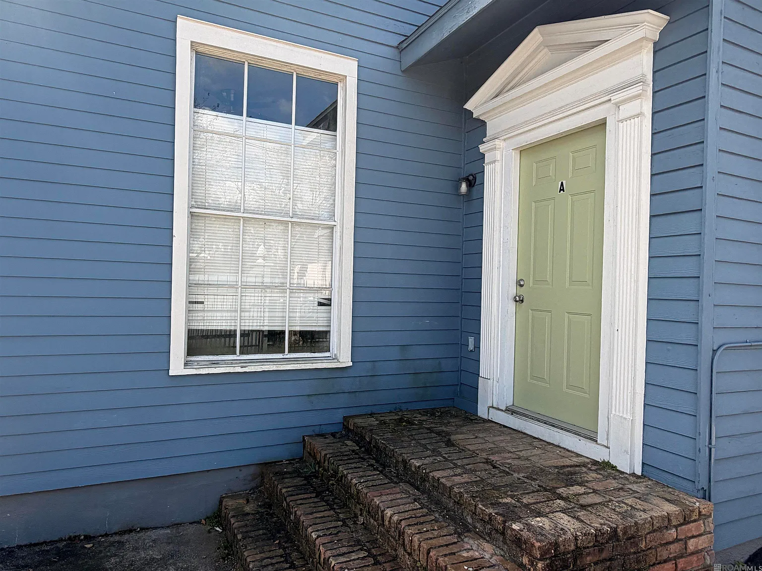3 bed, 1200 sqft, $1,600 — Photo 2
