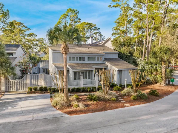 8 Windjammer Ct, Hilton Head Island, SC 29928