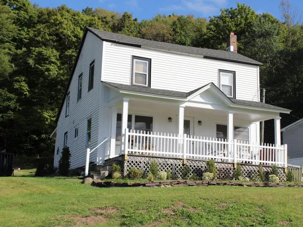 1281 Bridge St, Honesdale, PA 18431