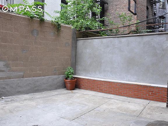 3rd image of 77 E 2nd St APT 1
