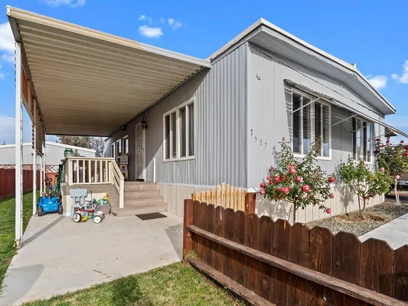 7523 Debutante Ln, Sacramento, CA 95828