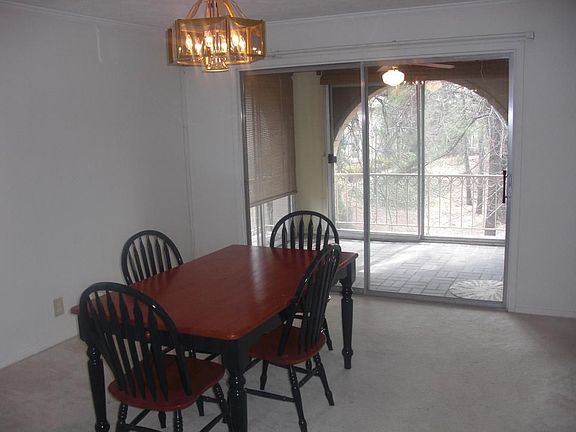 Dining Room / Porch