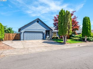 2214 Bonnie Ln, Springfield, OR 97477