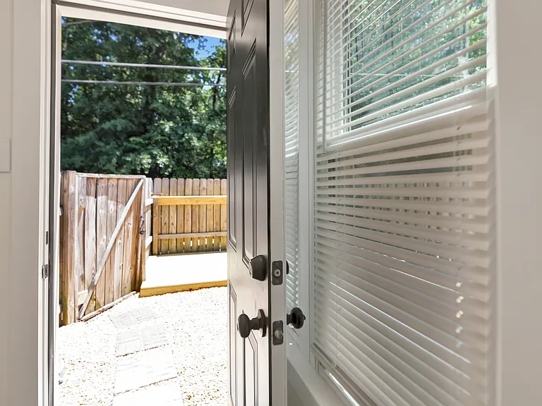 1701 Valley Ave #C — Photo 16